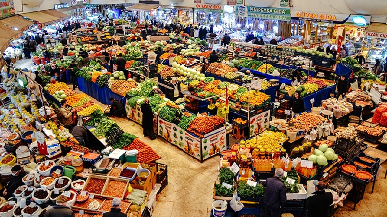 Sebze ve meyve fiyatlarında büyük artış: Gıda enflasyonu tırmanıyor, yüzde 525’e varan artış