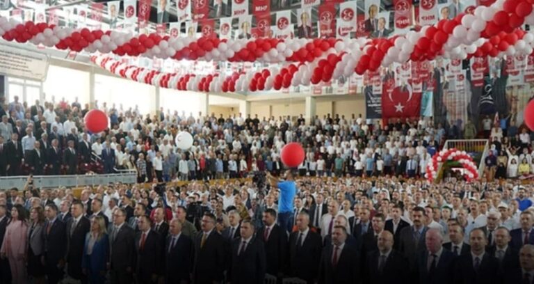 mhp-malazargirt-oncesi-milliyetci-slogan-cikmazina-girdi-sE8aPNgM.jpg